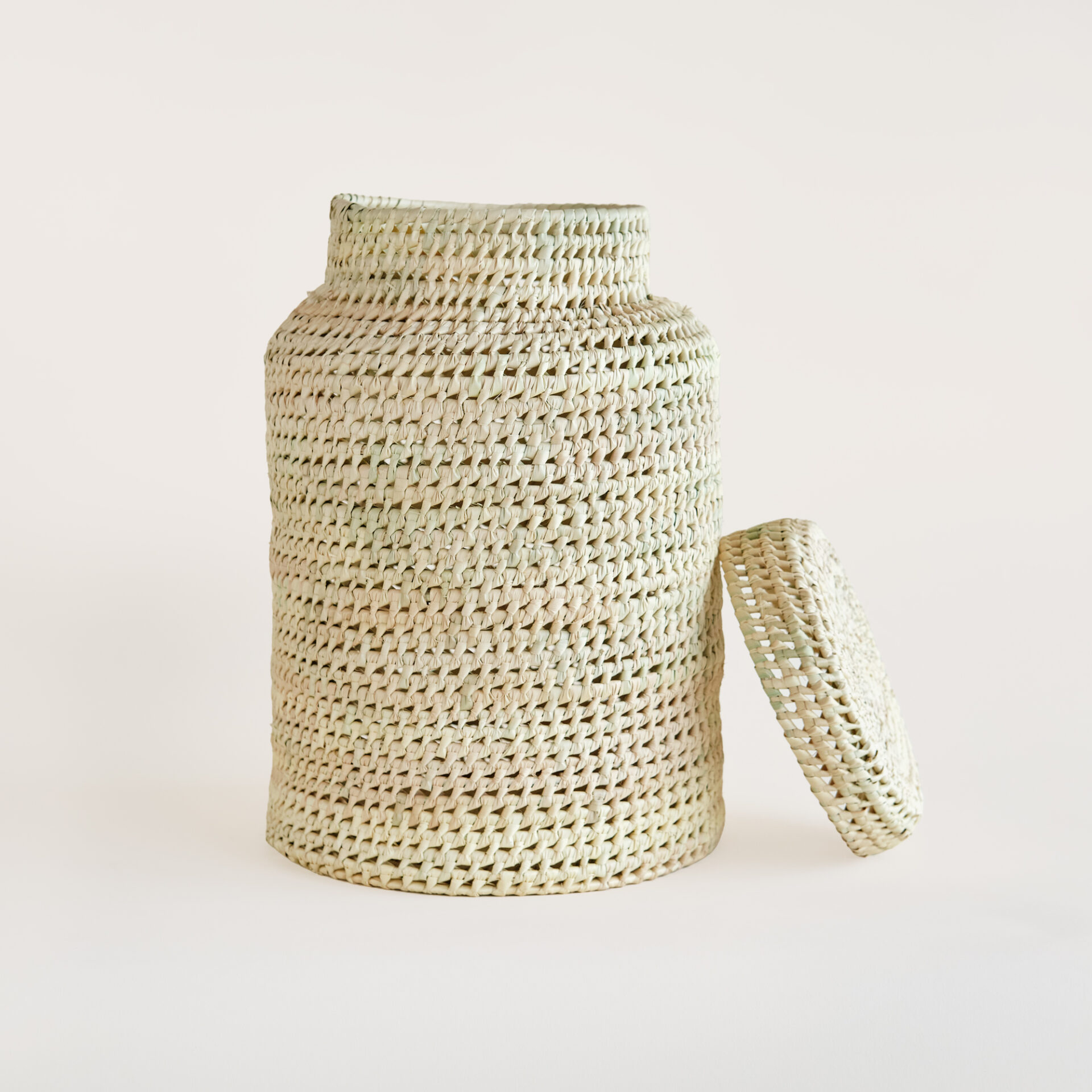 Cesto Yoo - Image 4
